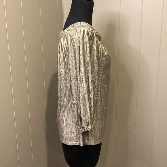 White House Black Market Extra Small Metallic Off-The-Shoulder Top Elastic - Picture 7 of 10